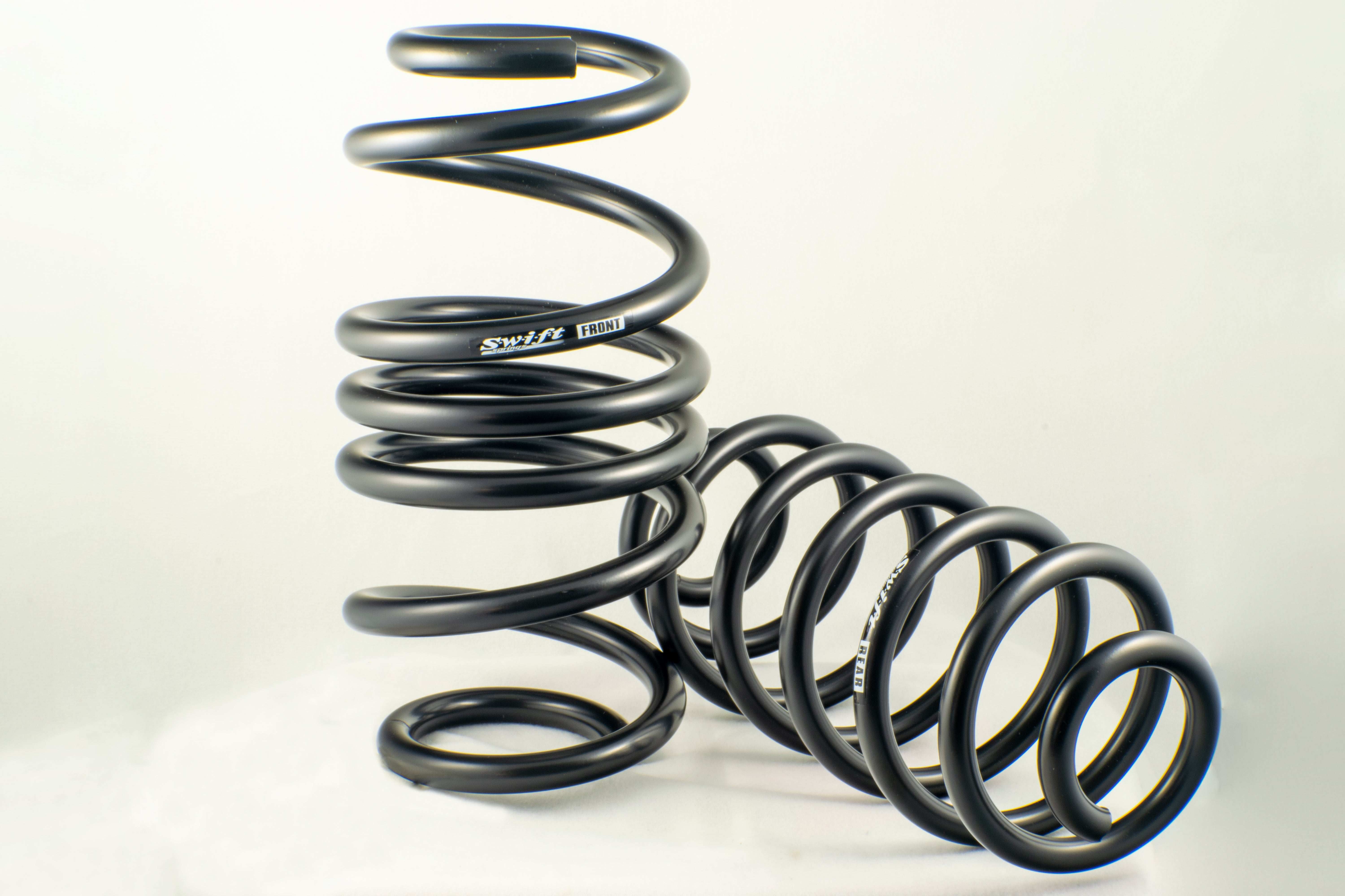 mh ST M4レフィル Swift Spec-R Lowering Springs for Mitsubishi Lancer EVO 8/9 (05–07