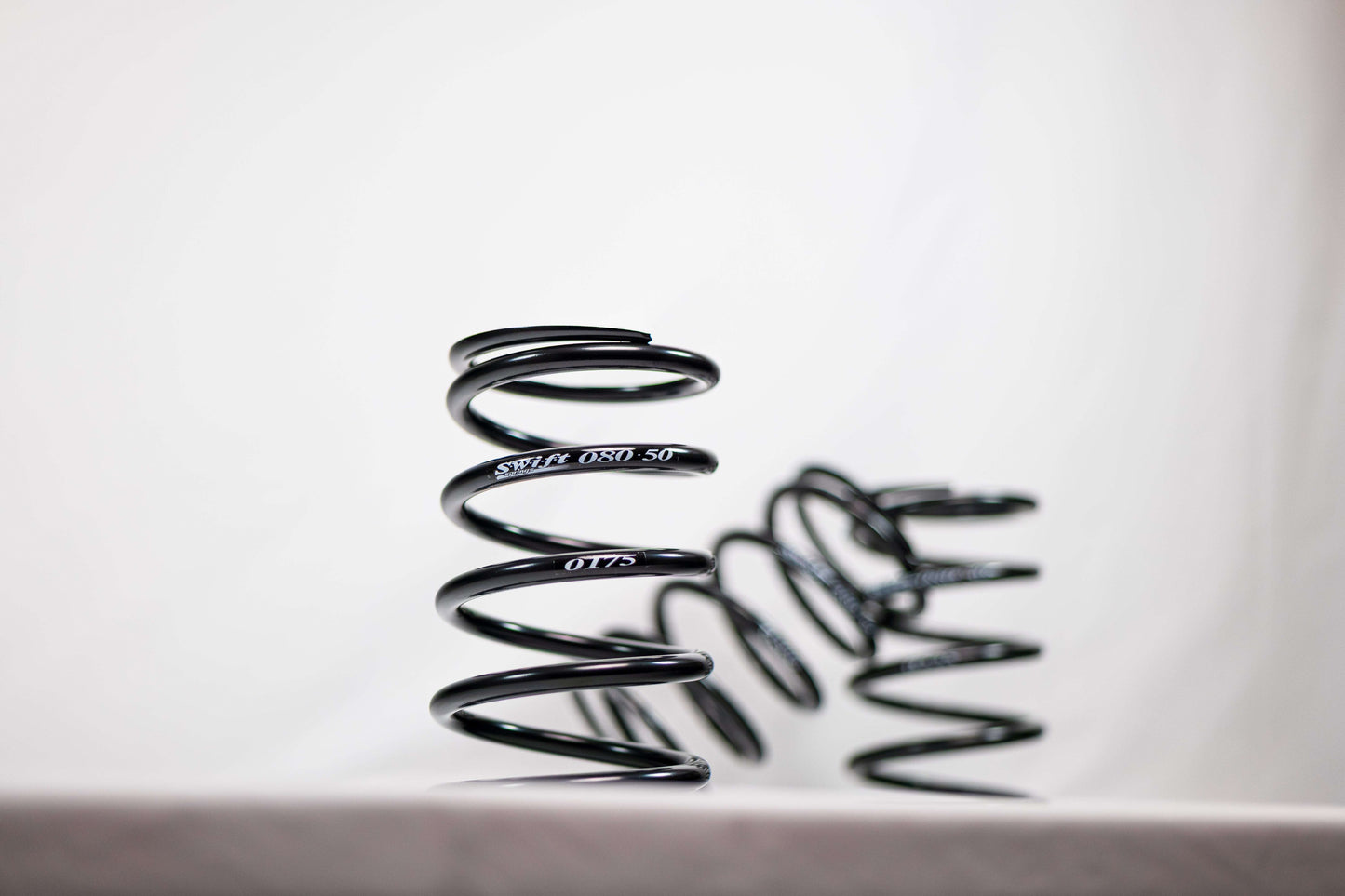 Standard Conventional Rear Spring - 8" Length | 5" OD | 175lbs/inch