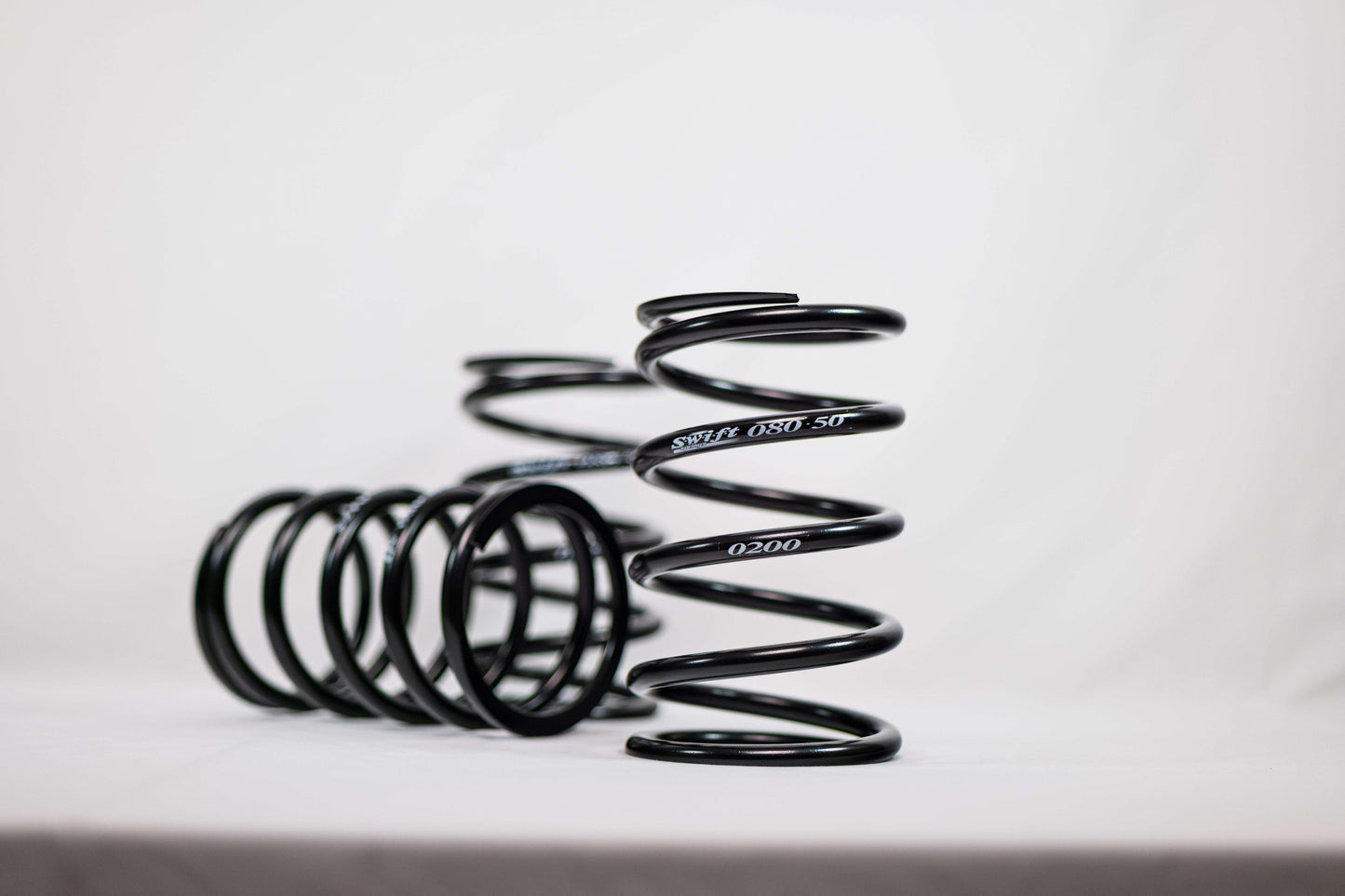 Standard Conventional Rear Spring - 8" Length | 5" OD | 200lbs/inch